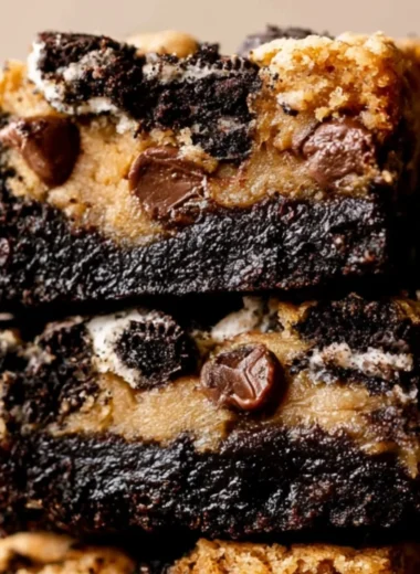 Oreo Brookies dessert featuring layered cookies and brownies