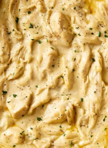 Delicious plate of chicken and gravy served with mashed potatoes