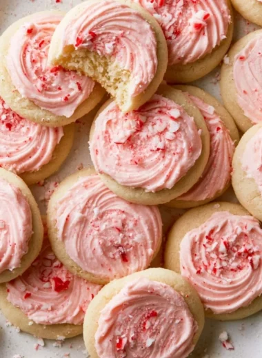 Batch of peppermint meltaway cookies on a festive plate
